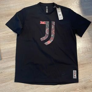 NWT Juventus Adidas black tshirt size Medium